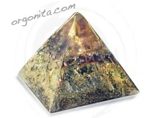 Pirámide de Orgonite 0720