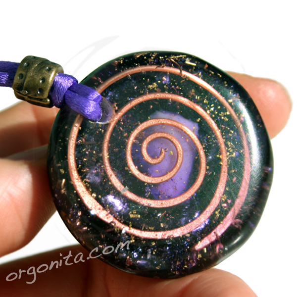 Colgante de Orgonita con mandala