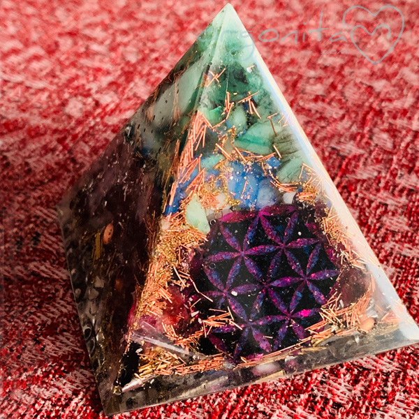 Anillo de orgonita con la Flor de la Vida
