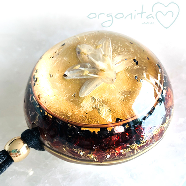 COmprar colgante de Orgonite u ORGONITA con flor natural de Drimia maritima o Urginea maritima