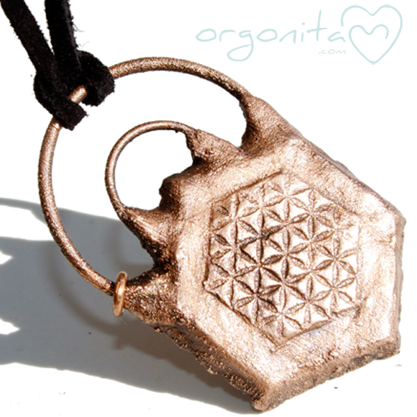 Comprar colgante electroformado de ORGONITA con la flor de la vida