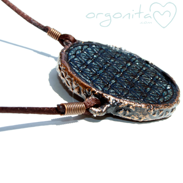 Comprar colgante electroformado de ORGONITA y OJO DE HORUS