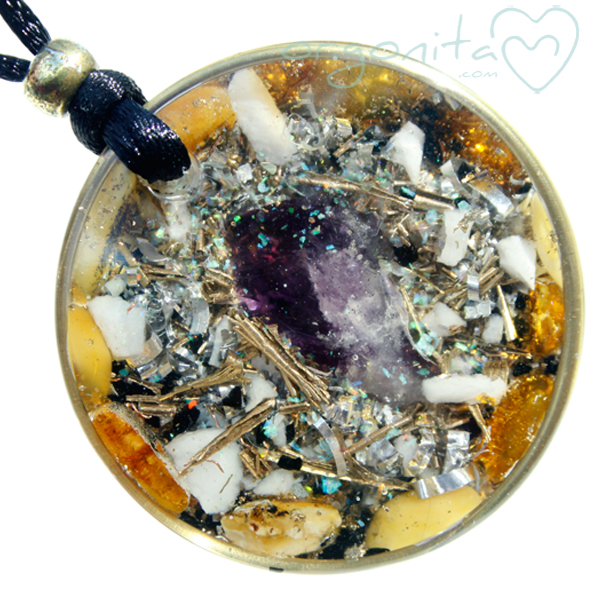 Orgonite de ORGONITA con flor natural de Prunus cerasifera o Pisardi