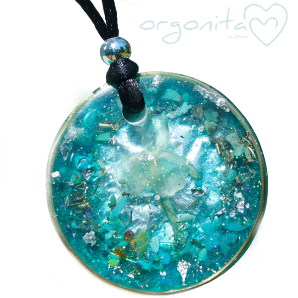 Orgonite de ORGONITA con flor natural de Prunus cerasifera o Pisardi